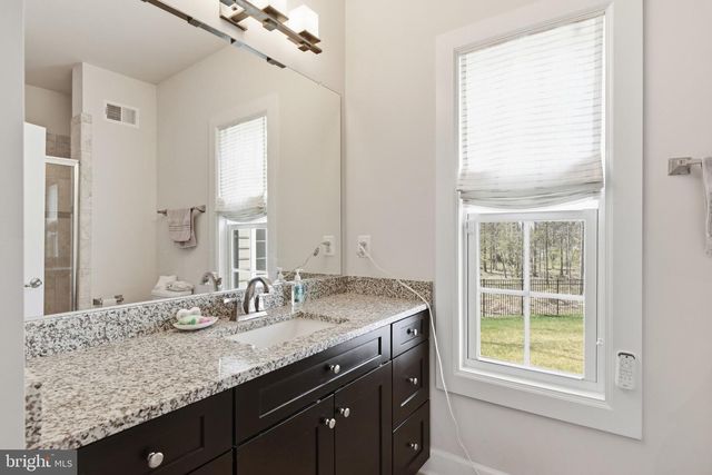 6820 LILLY BELLE CT, Centreville, VA 20120