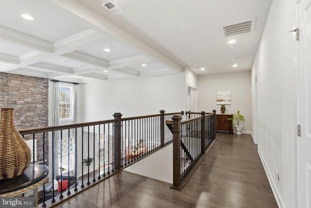 6820 LILLY BELLE CT, Centreville, VA 20120
