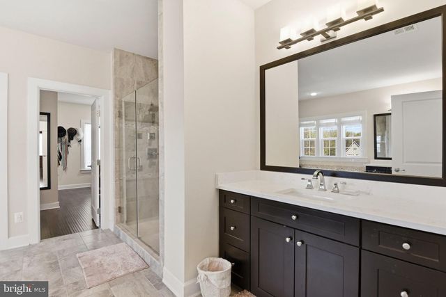 6820 LILLY BELLE CT, Centreville, VA 20120