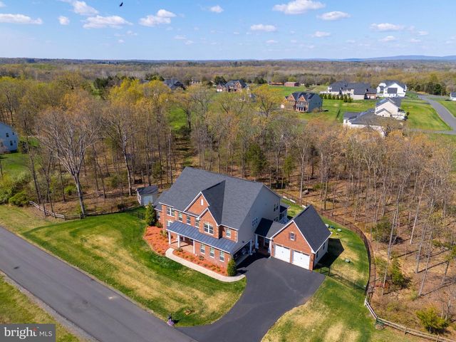 6820 LILLY BELLE CT, Centreville, VA 20120