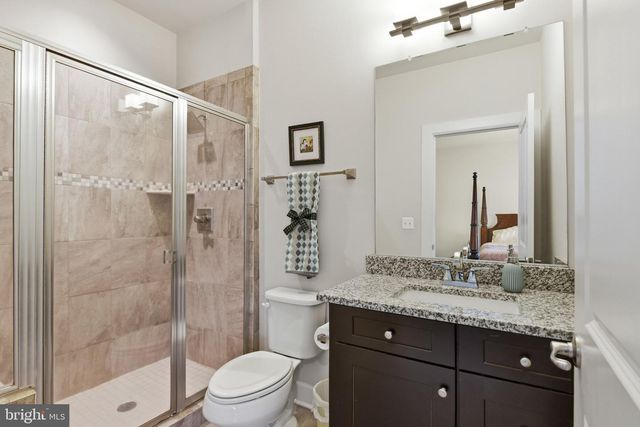6820 LILLY BELLE CT, Centreville, VA 20120
