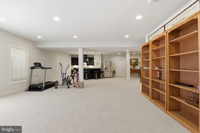6820 LILLY BELLE CT, Centreville, VA 20120