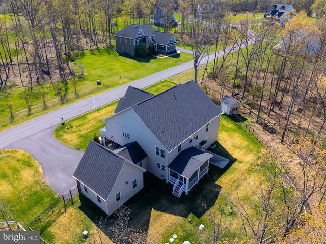 6820 LILLY BELLE CT, Centreville, VA 20120