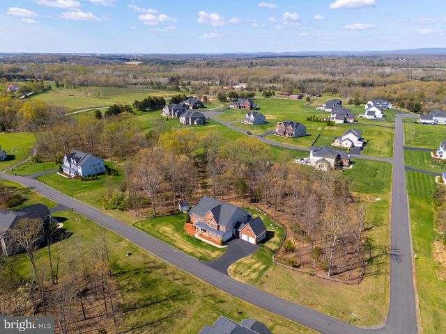 6820 LILLY BELLE CT, Centreville, VA 20120