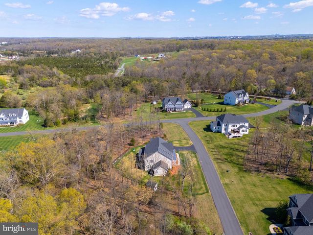 6820 LILLY BELLE CT, Centreville, VA 20120