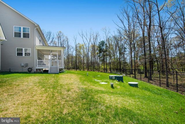 6820 LILLY BELLE CT, Centreville, VA 20120