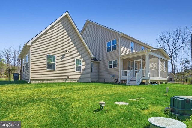 6820 LILLY BELLE CT, Centreville, VA 20120