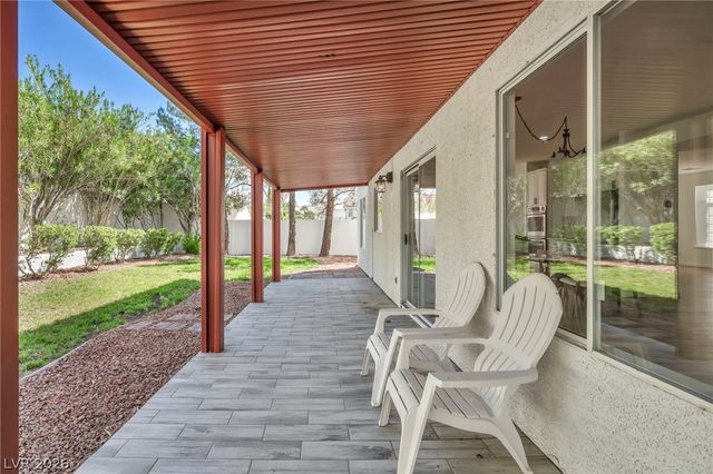 9712 Saint Claude Avenue, Las Vegas, NV 89148