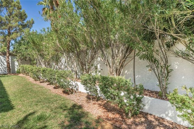 9712 Saint Claude Avenue, Las Vegas, NV 89148
