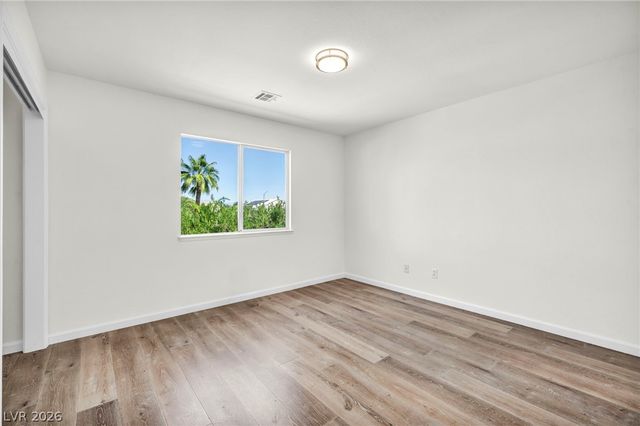 9712 Saint Claude Avenue, Las Vegas, NV 89148