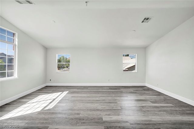 9712 Saint Claude Avenue, Las Vegas, NV 89148
