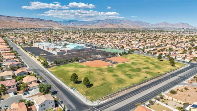 9712 Saint Claude Avenue, Las Vegas, NV 89148