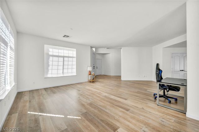 9712 Saint Claude Avenue, Las Vegas, NV 89148