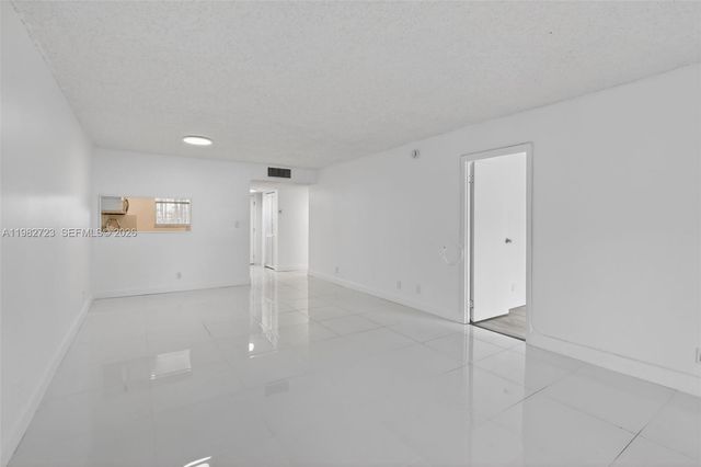3751 Environ Boulevard 141, Lauderhill, FL 33319