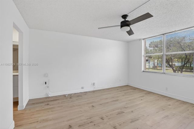 3751 Environ Boulevard 141, Lauderhill, FL 33319