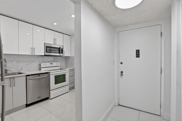 3751 Environ Boulevard 141, Lauderhill, FL 33319