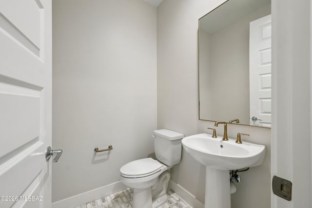 61987 E Skyview Way, Oracle, AZ 85623