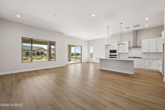 61987 E Skyview Way, Oracle, AZ 85623