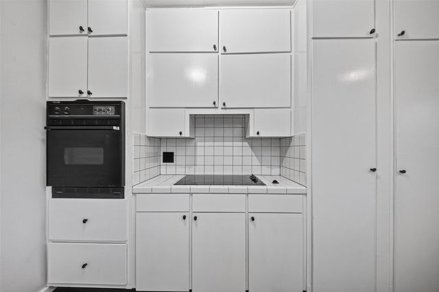 1758 Hawthorne Street 2, Houston, TX 77098