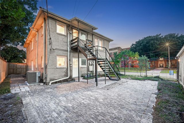 1758 Hawthorne Street 2, Houston, TX 77098