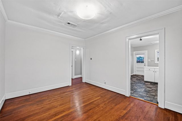1758 Hawthorne Street 2, Houston, TX 77098