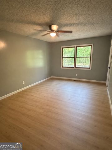 221 Oak Valley Drive, Macon, GA 31217
