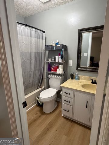 221 Oak Valley Drive, Macon, GA 31217