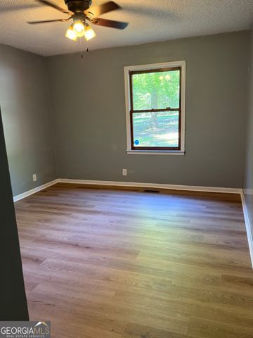 221 Oak Valley Drive, Macon, GA 31217