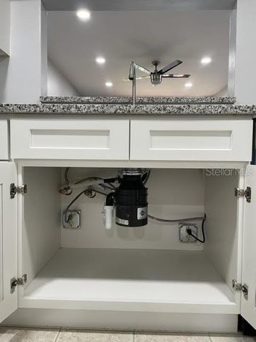 6340 NEWTOWN CIRCLE 40B5, Tampa, FL 33615