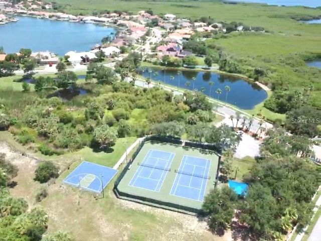 6340 NEWTOWN CIRCLE 40B5, Tampa, FL 33615