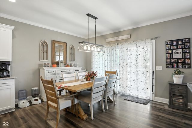 6616 Stonepoint Way, Indianapolis, IN 46237