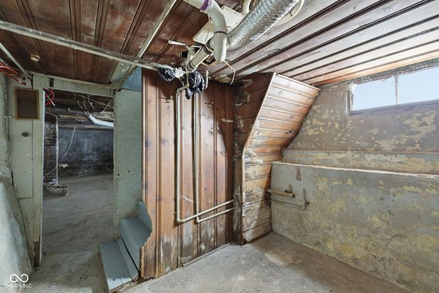 1035 W 37th Street, Indianapolis, IN 46208