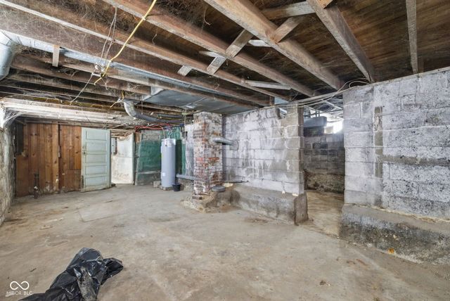 1035 W 37th Street, Indianapolis, IN 46208