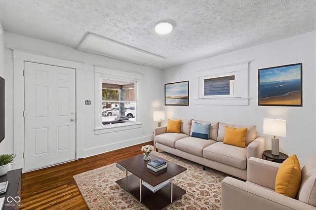 1035 W 37th Street, Indianapolis, IN 46208