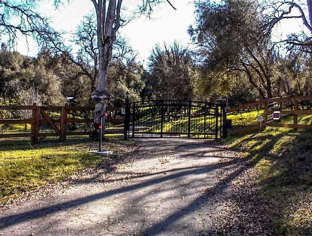 45483 Sand Creek Road, Yokuts Valley, CA 93675