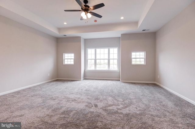 40 N BERLIN PIKE, Lovettsville, VA 20180