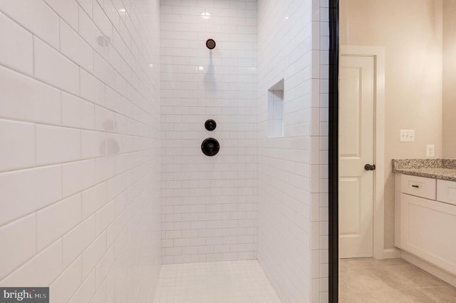 40 N BERLIN PIKE, Lovettsville, VA 20180