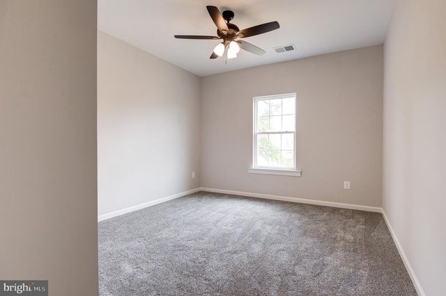 40 N BERLIN PIKE, Lovettsville, VA 20180