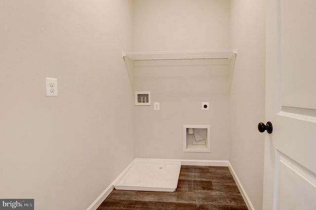 40 N BERLIN PIKE, Lovettsville, VA 20180