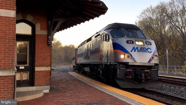 40 N BERLIN PIKE, Lovettsville, VA 20180