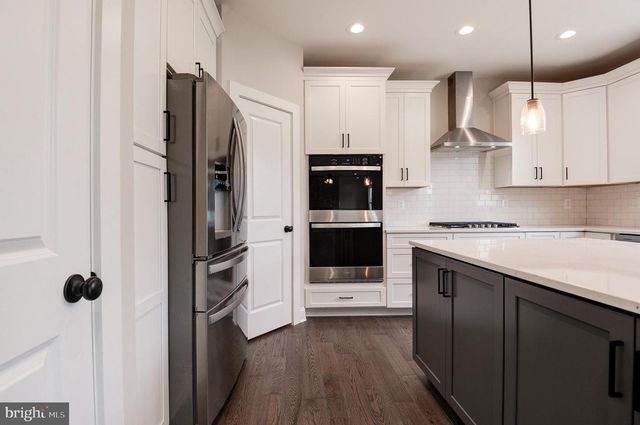 40 N BERLIN PIKE, Lovettsville, VA 20180