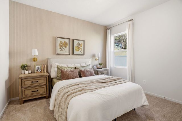 301 W Pheasant Bluff Ave, Spokane, WA 99224