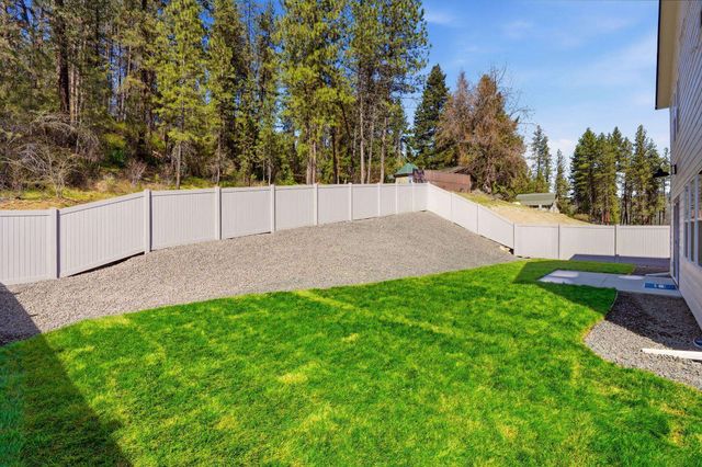 301 W Pheasant Bluff Ave, Spokane, WA 99224