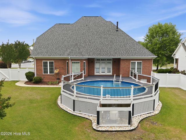 604 Stillwater Drive, Winterville, NC 28590