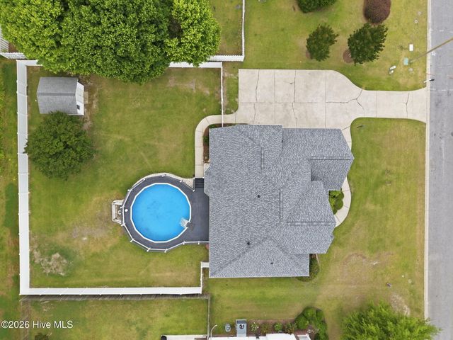 604 Stillwater Drive, Winterville, NC 28590