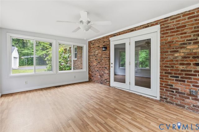 3810 Centralia Rd, Chester, VA 23831