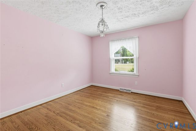 3810 Centralia Rd, Chester, VA 23831