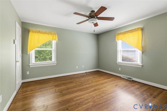 3810 Centralia Rd, Chester, VA 23831
