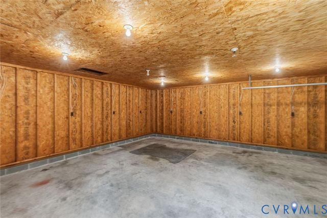 3810 Centralia Rd, Chester, VA 23831