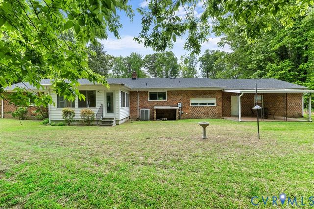 3810 Centralia Rd, Chester, VA 23831